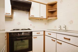 KITCHEN- click for photo gallery
